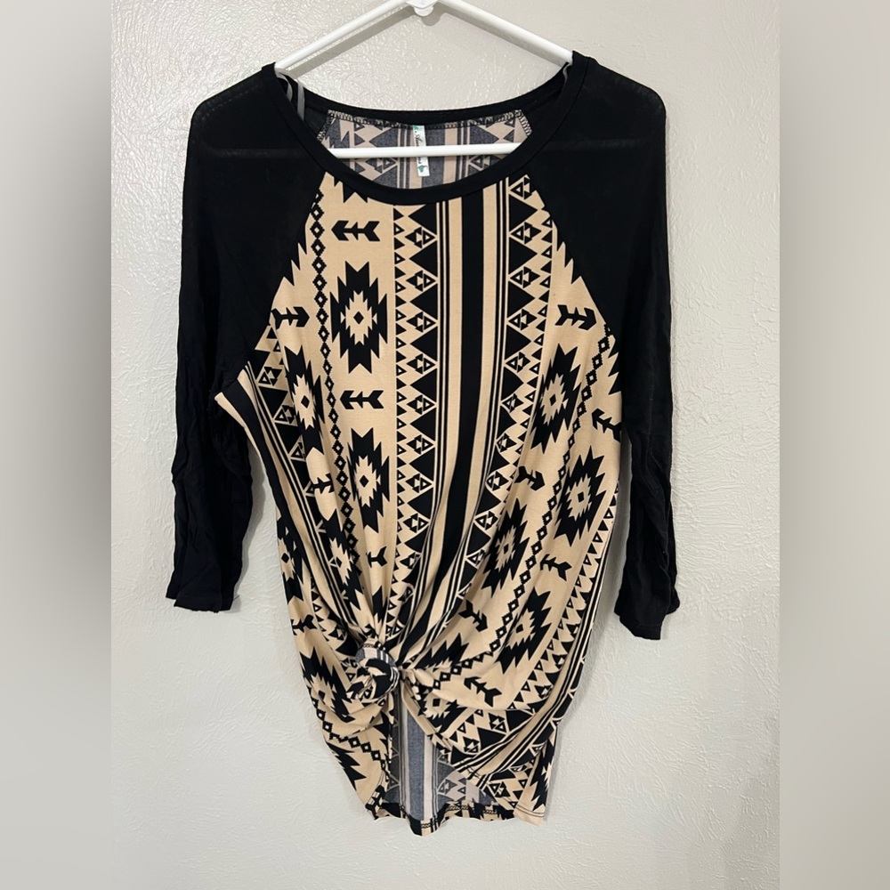 Women’s Aztec 3/4 Sleeve Top